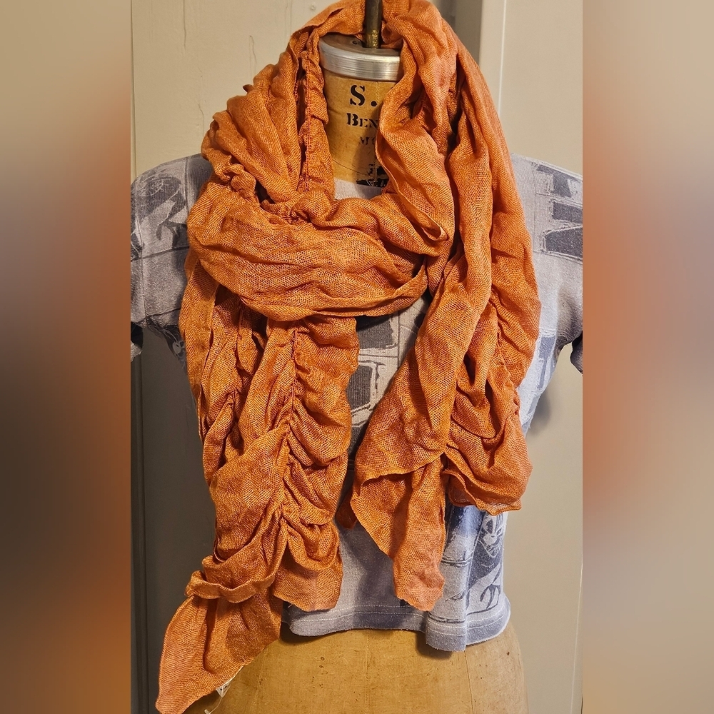 Scarf In Rust Brown NWOT - Picture 3 of 3
